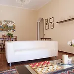 Kina House